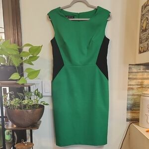 Jones New York Green and Black Panel Midi Dress